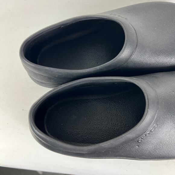 Crocs On The Clock Work Women's 10 Black Slip Resistant Round Toe Comfort Shoes - Picture 9 of 10